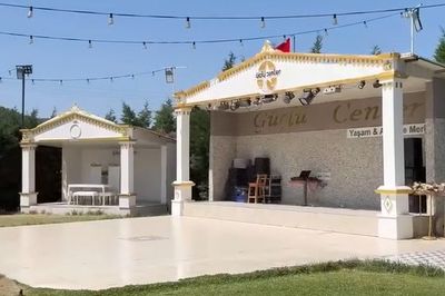 Güçlü Center