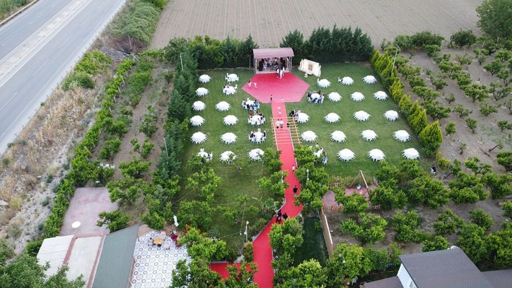 Varol Çiftliği Kınık Saklı Bahçe