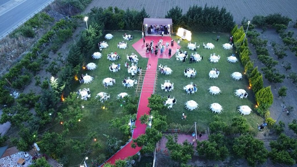 Varol Çiftliği Kınık Saklı Bahçe