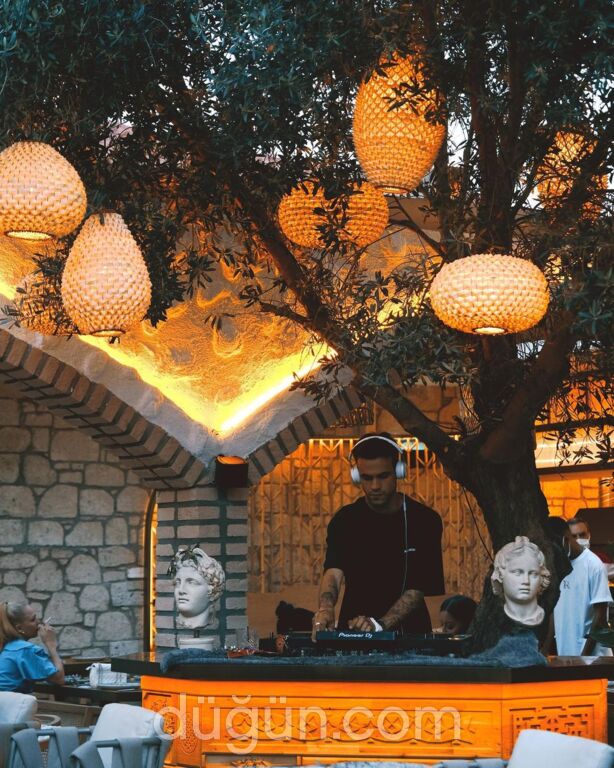 Rupa Alaçatı