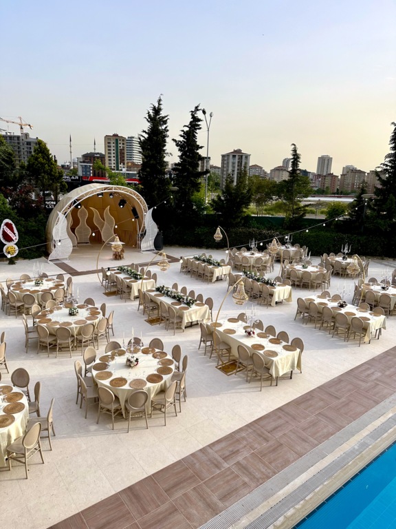 Taç Wedding