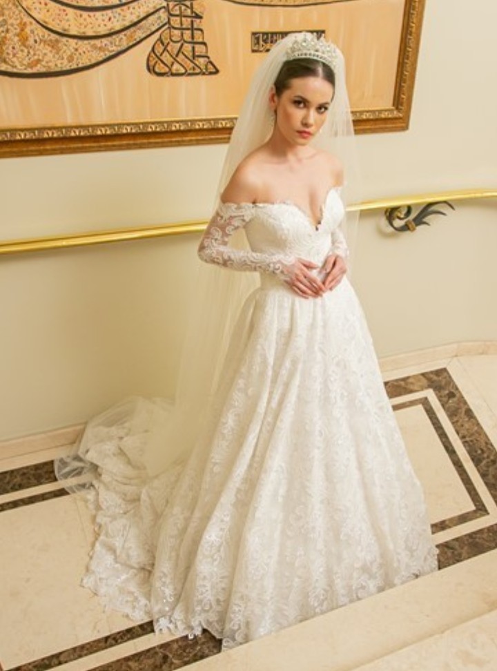 KRG 48 Prenses Kesim Düşük Omuz Göğüs Dekolteli Gelinlik