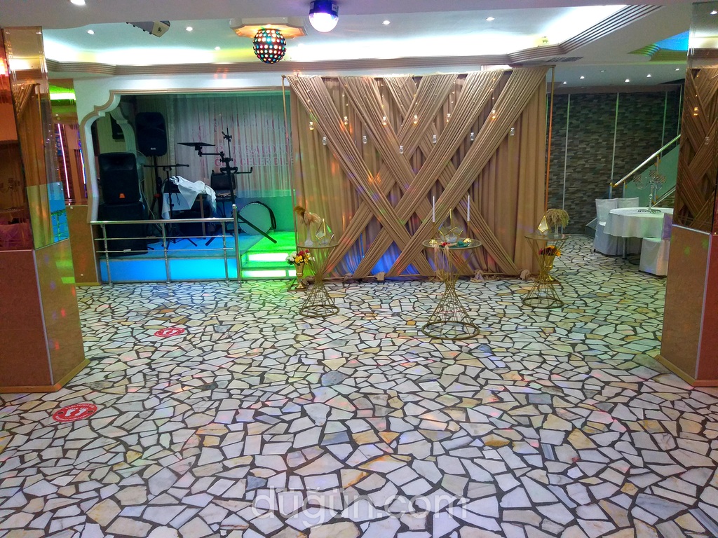 Öz  Pembe Köşk Düğün Salonu