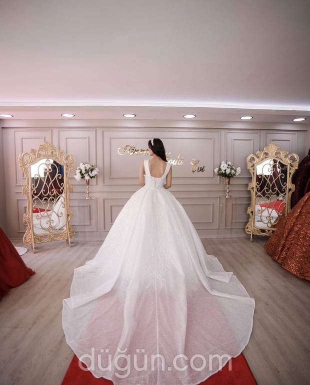 Yeliz Çalışkan Moda Evi