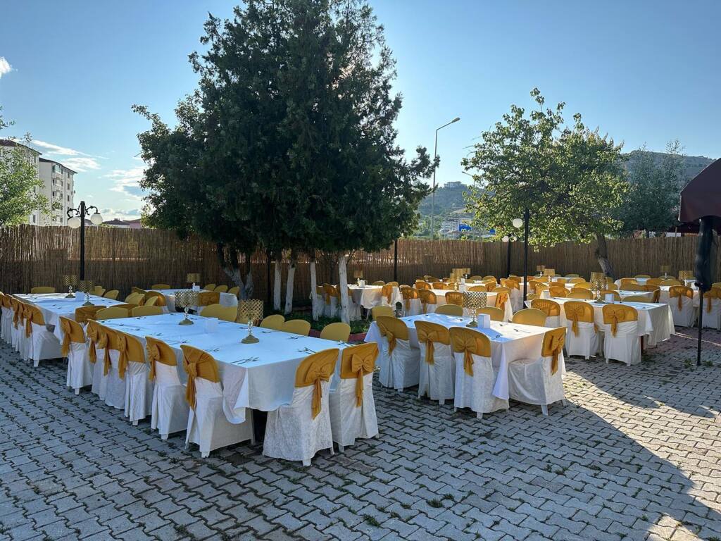 Royal Garden Kır Düğünü