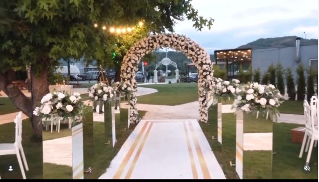 Uçarlar Kır Düğün Bahçesi