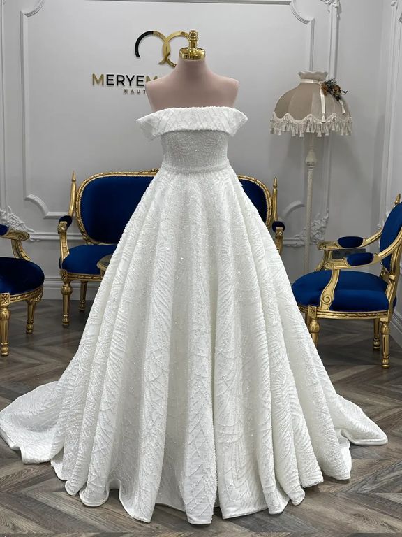 MCHC-119-25 A Kesim Düşük Omuz Görkemli Gelinlik 4