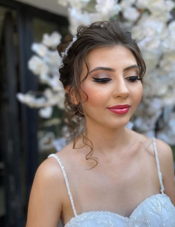 Figen Nejla Point Saç Tasarım