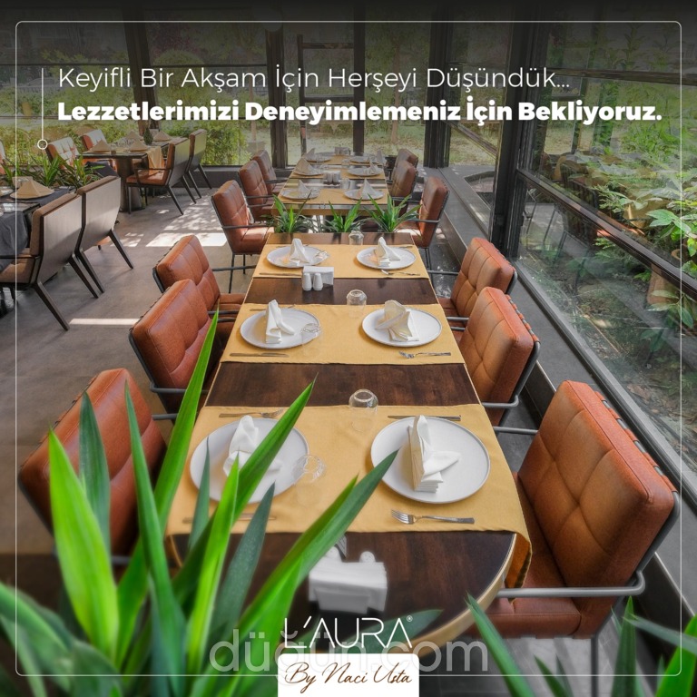 L'aura Kitchen & Bar Hilltown