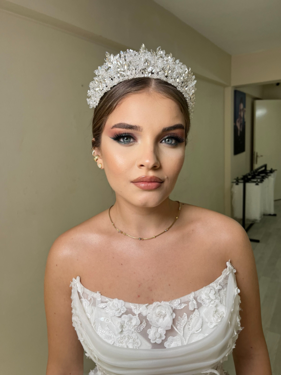 Melih Yavuz Pro Makeup Studio