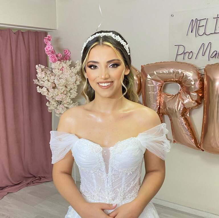 Melih Yavuz Pro Makeup Studio