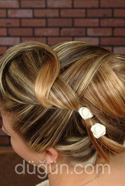 Hollywood Kuaför & Güzellik Salonu