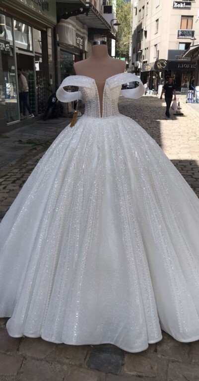 Rasheel Wedding Dress