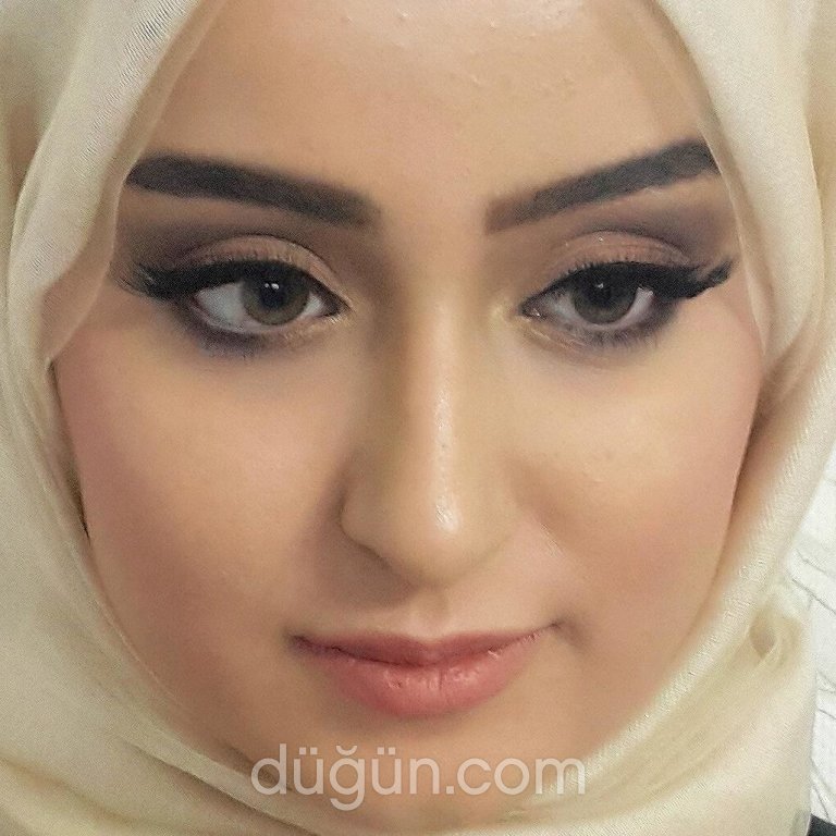 Yasemin Akbulut Make Up Artist