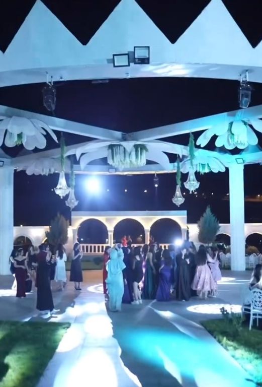 Davet-i Ala Kır Balo Salonu