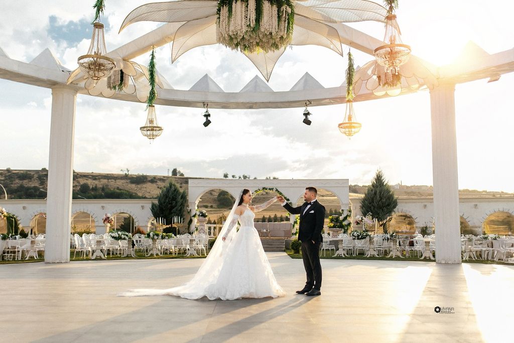 Davet-i Ala Kır Balo Salonu