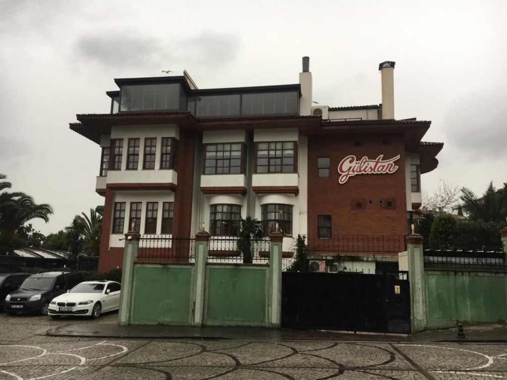 Gülistan Sofrası
