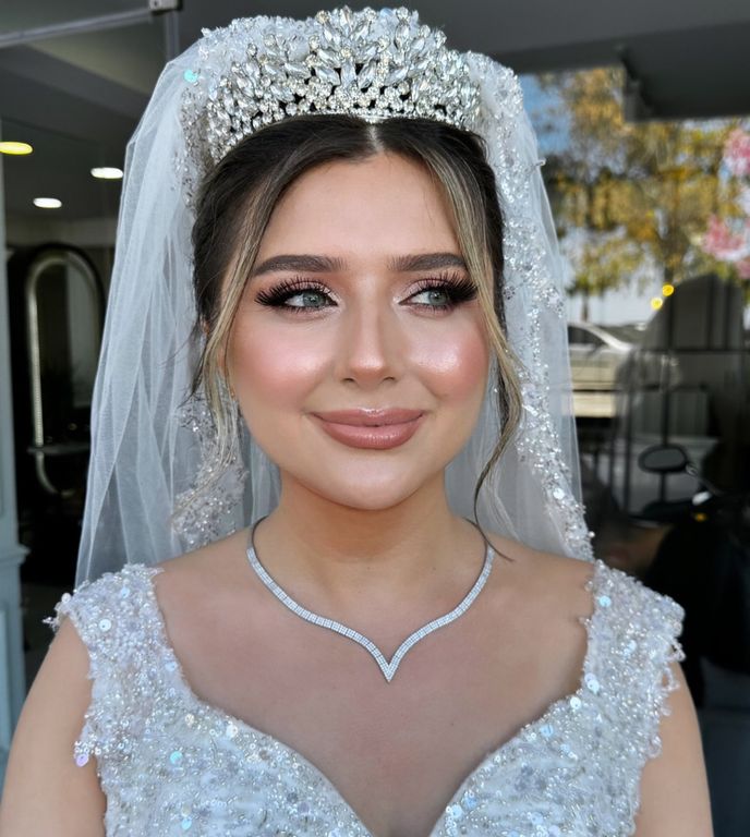 Ömer Kübra Coşkun Hair & Makeup