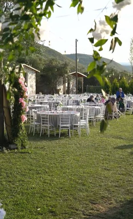 Caziz Cafe & Restaurant