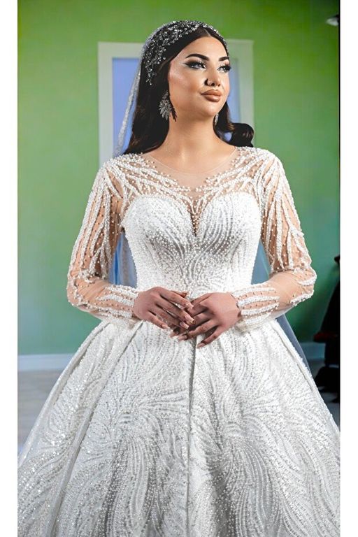Ömür Gelinlik Moda