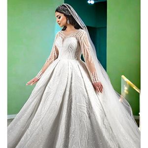 Ömür Gelinlik Moda