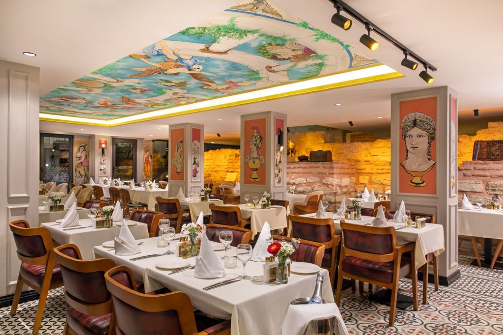 Royan Hagia Sophia Radisson Individuals