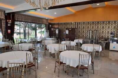 Havuzlu Bahçe Kına & Düğün Salonu