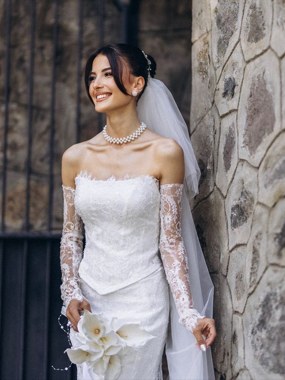 Kübra Seven Bridal