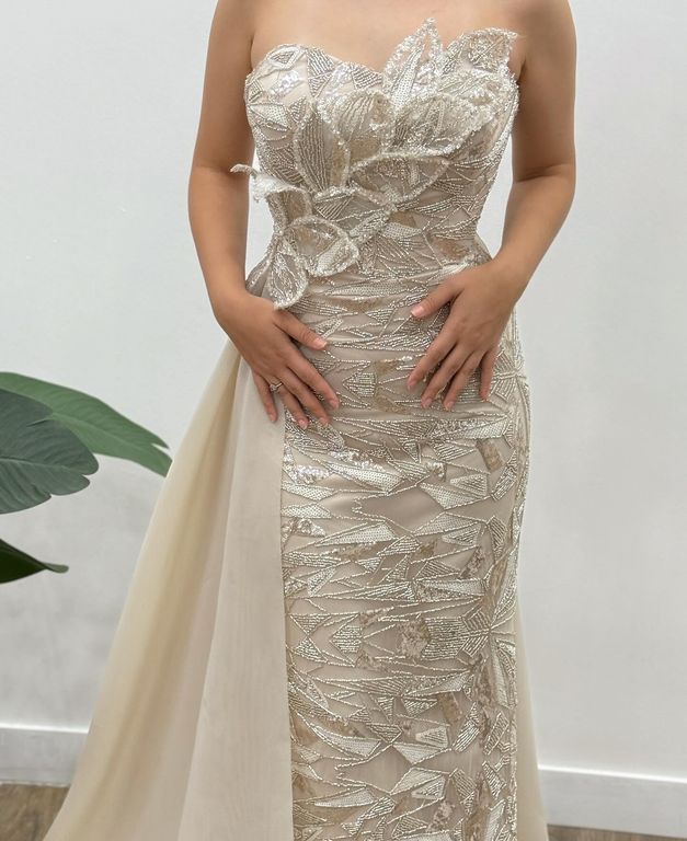 Kübra Seven Bridal