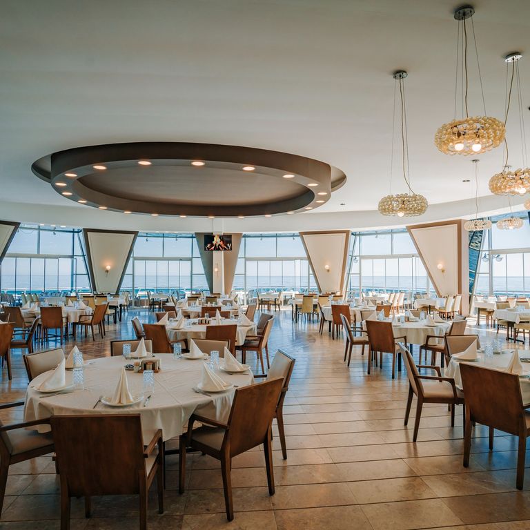 Pesent Restaurant