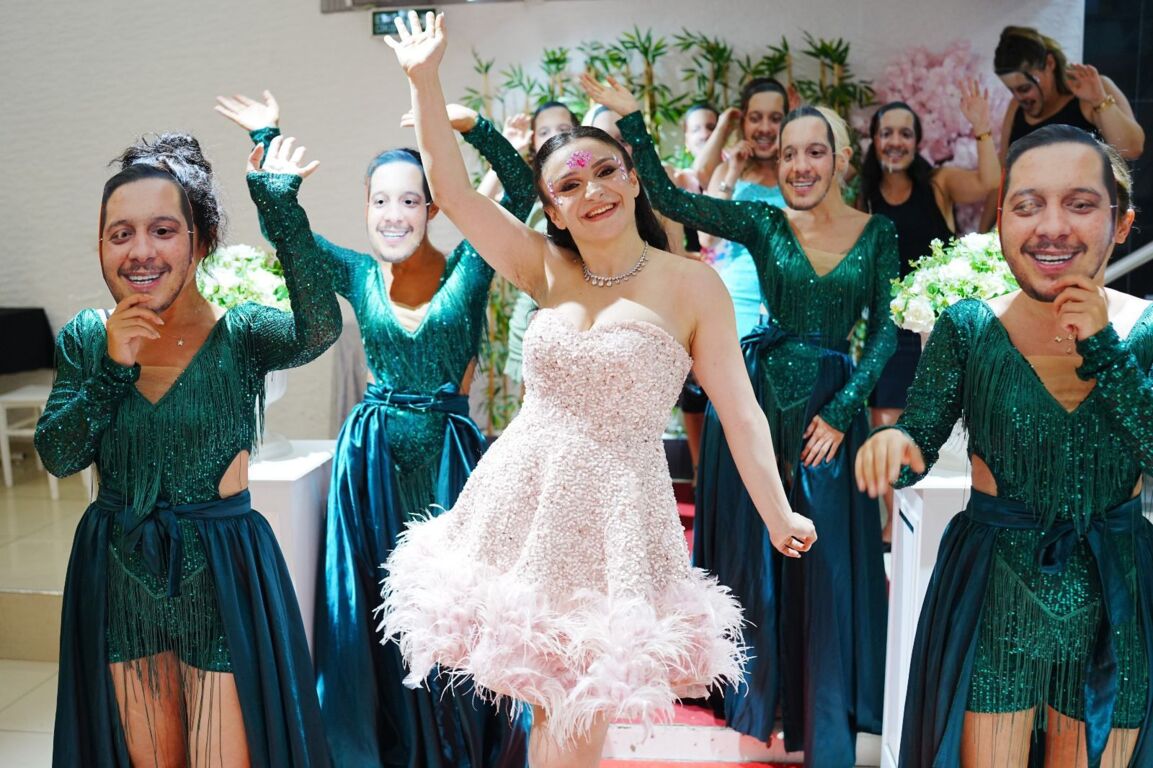 By Özer Davet Salonu