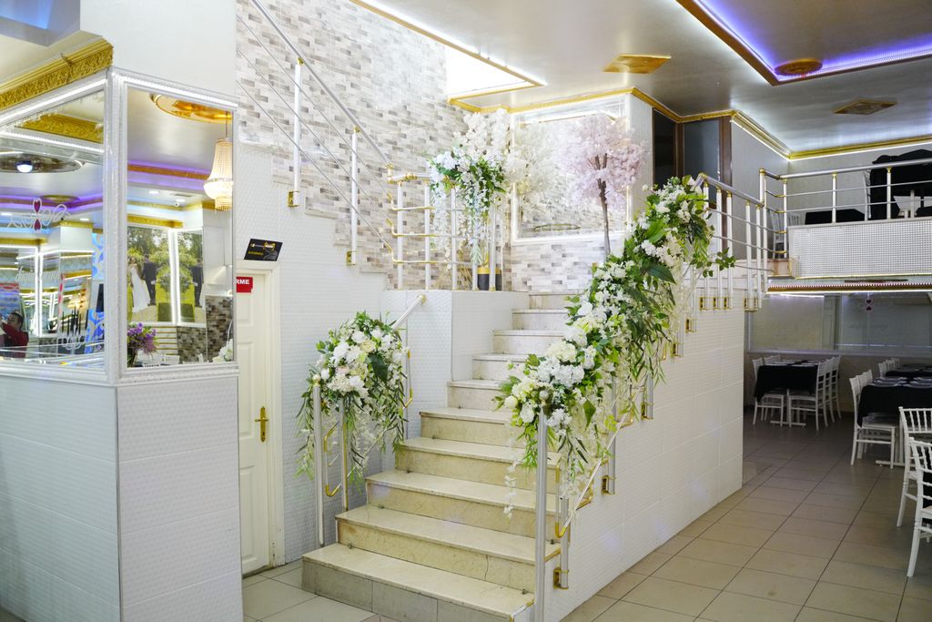 By Özer Davet Salonu