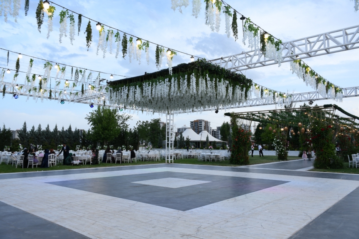 Flora Garden