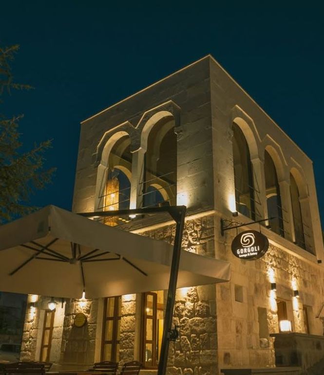 Gorgoli Lounge & Eatery