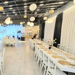 Cafe En Terrasse Event