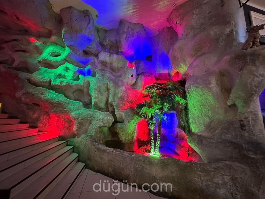Arnavutköy Düğün Sarayı