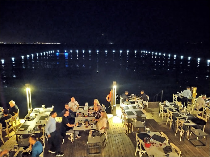 Lucky's Club Restaurant
