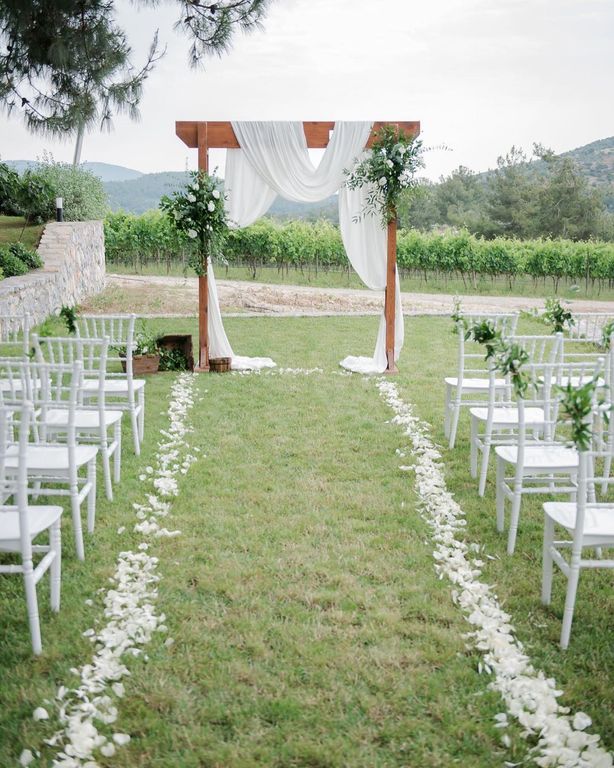 Mor Salkım Bağları