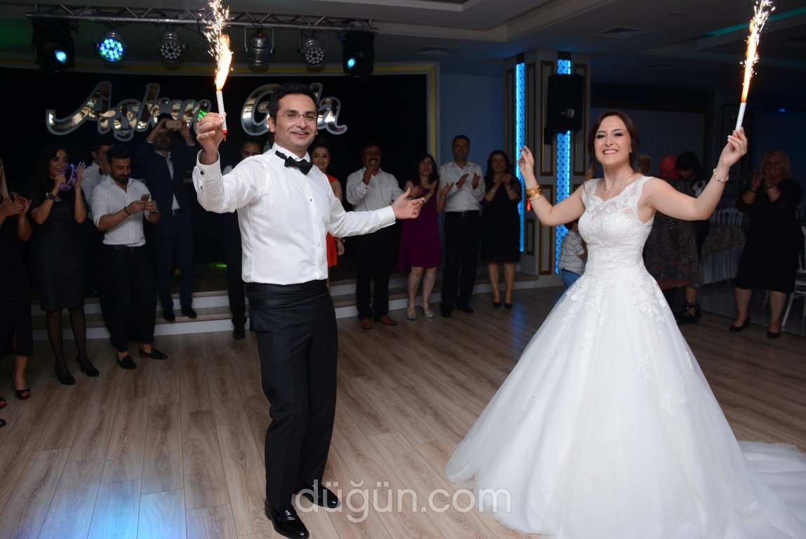 Aşkın Davet Balo Salonları