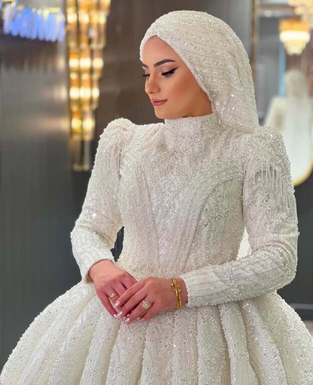 Nisanur Gelinlik
