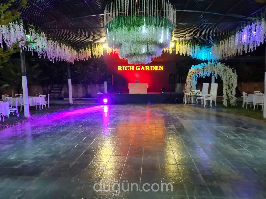 Rich Garden