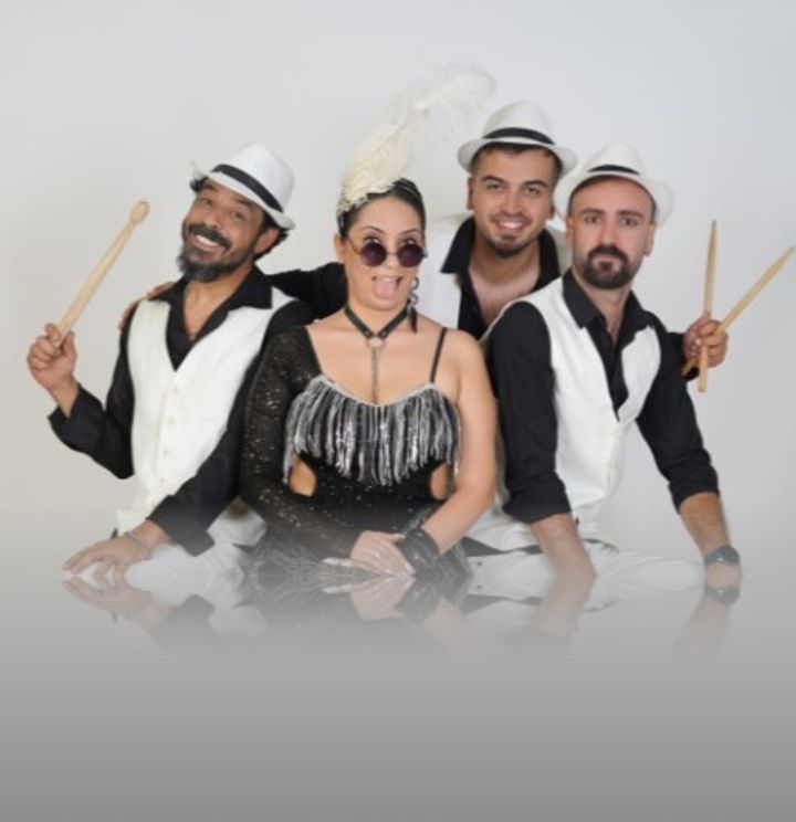 Dj Serap Çakmak ve Perküsyon Ekibi