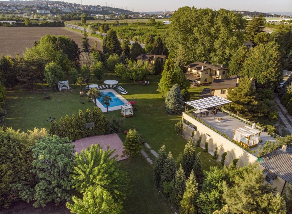 Sjemenka Houses