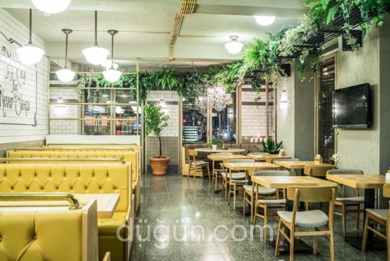 Caddeüstü Cafe Restaurant