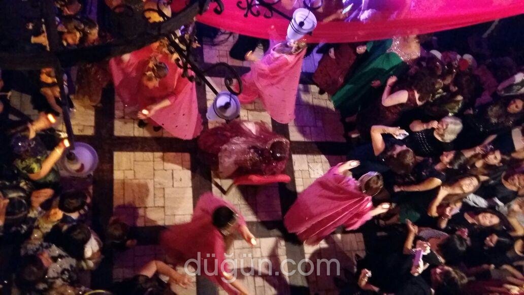 Nazlı Baysu Konsept Kına Organizasyon