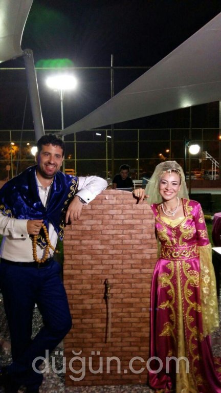 Nazlı Baysu Konsept Kına Organizasyon