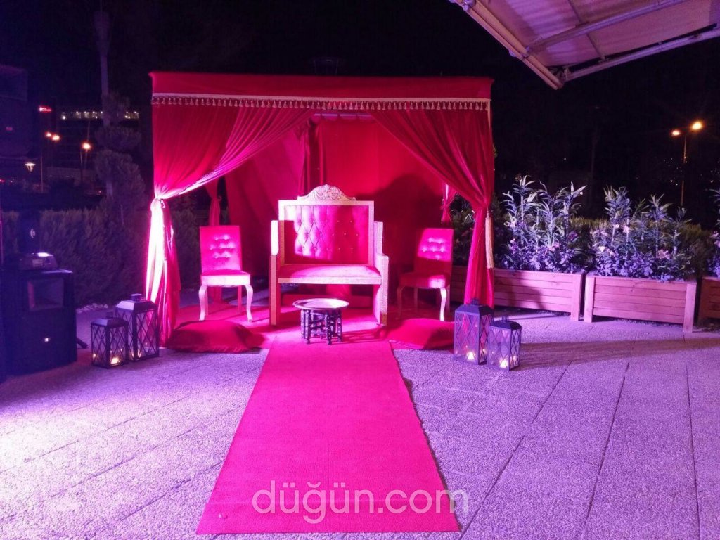 Nazlı Baysu Konsept Kına Organizasyon