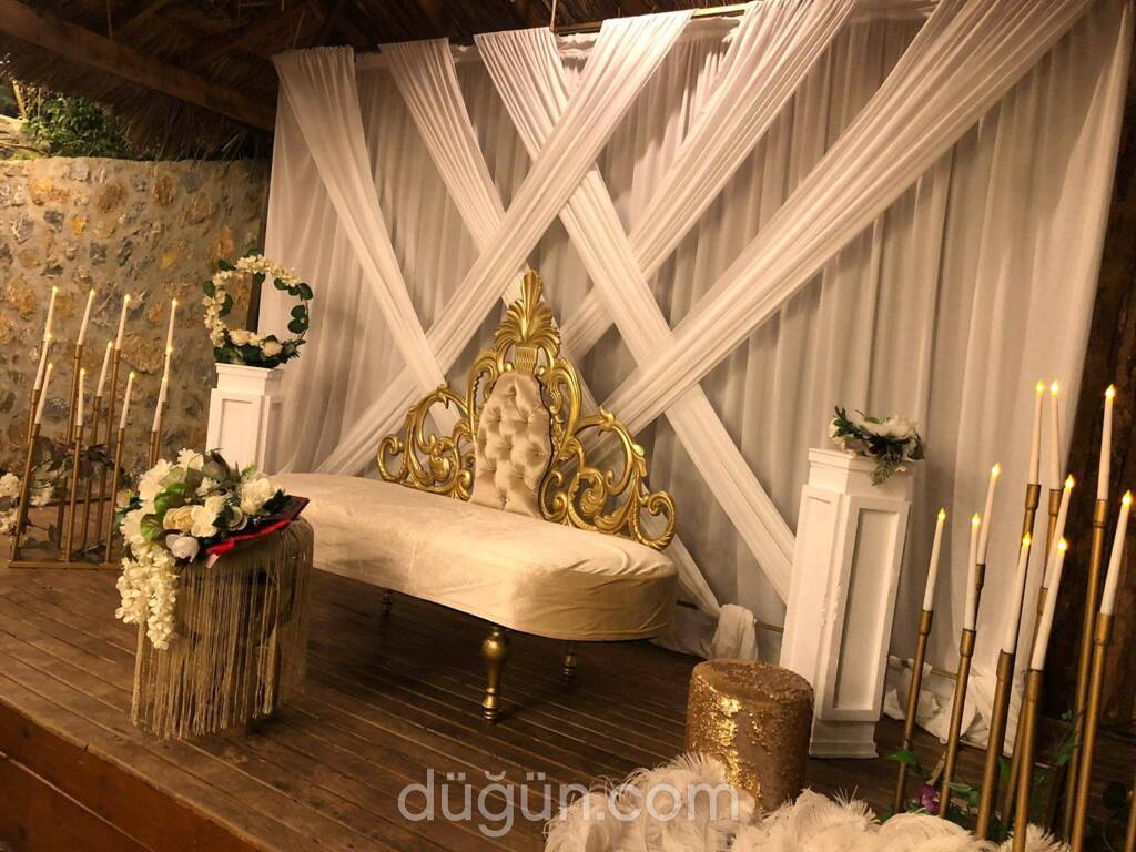 Zümrüt Kına Nişan Organizasyon