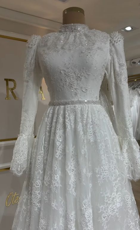 Victoria Wedding Dress
