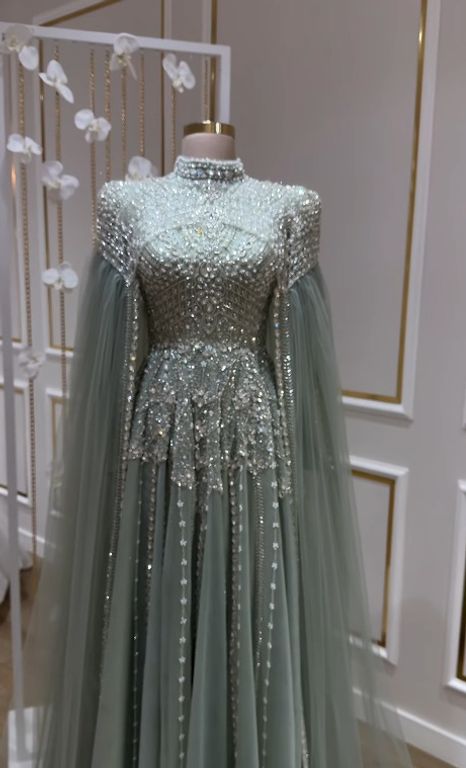 Victoria Wedding Dress